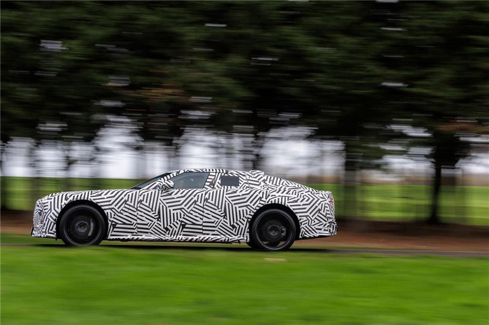 Getarnte Raubkatze: Jaguar will das Conceptcar Type 00 in Serie bauen.Nick Dimbleby/Jaguar/dpa-tmn