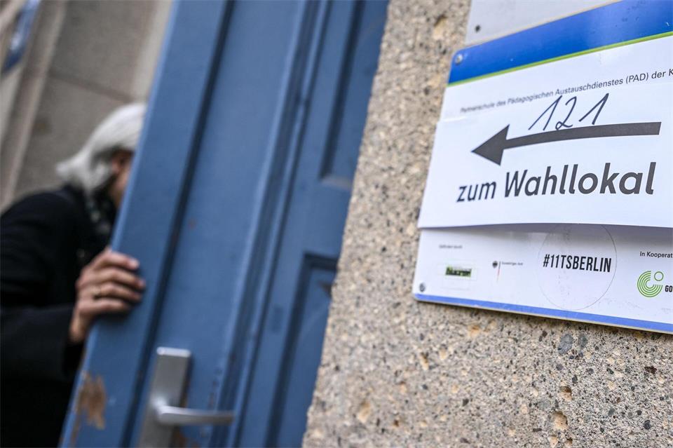 Gewählt wird unter anderem ein neues Abgeordnetenhaus.Britta Pedersen/dpa