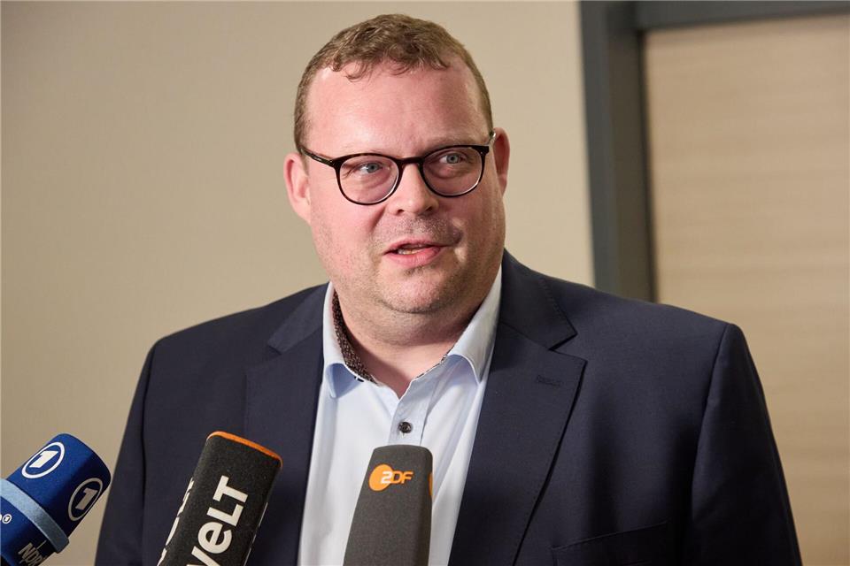 Gewerkschaften sollten politische Neutralität wahren, sagt AfD-Landeschef Schledde. (Archivbild)Georg Wendt/dpa