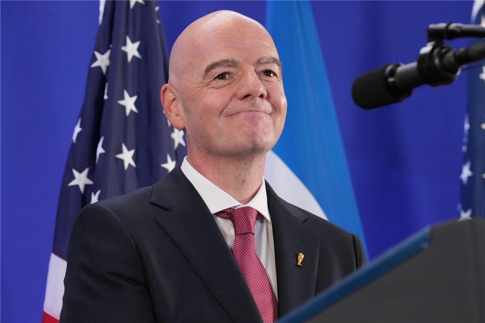 Gianni Infantino hat neue Pläne mit der FIFA. (Archivbild)Jacquelyn Martin/AP/dpa