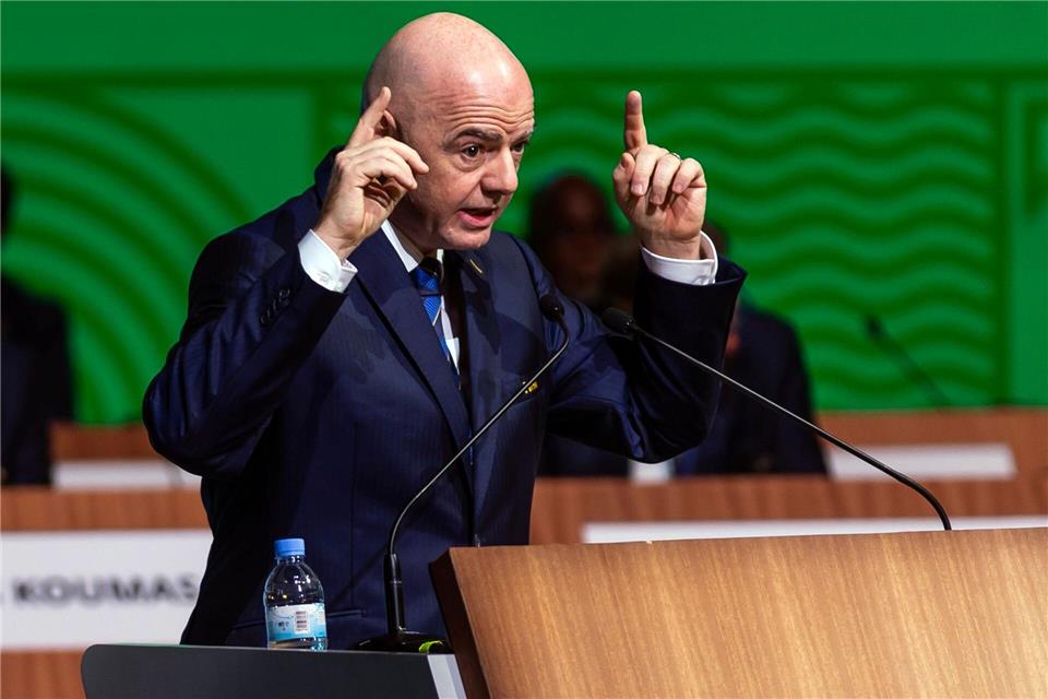 Gianni Infantino vor drei Jahren in Kigali: Da wurde er als FIFA-Boss wiedergewählt. (Archivbild)Uncredited/AP/dpa