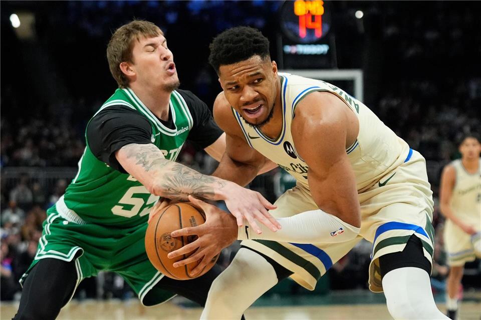 Giannis Antetokounmpo konnte bei seiner Rückkehr die Niederlage gegen Boston nicht verhindern.Aaron Gash/AP/dpa