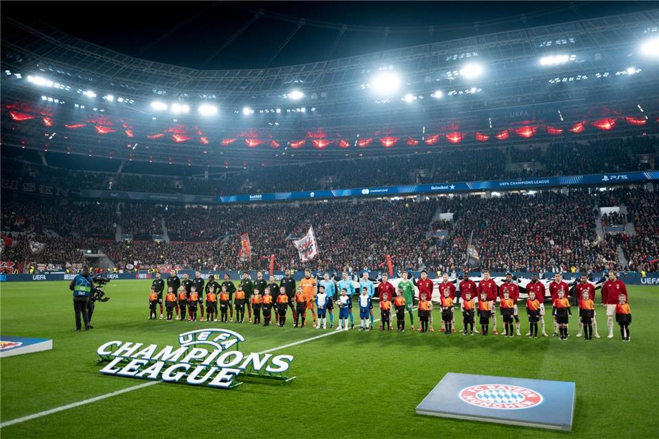 Gibt es wieder das Achtelfinale zwischen Bayern und Bayer?Fabian Strauch/dpa