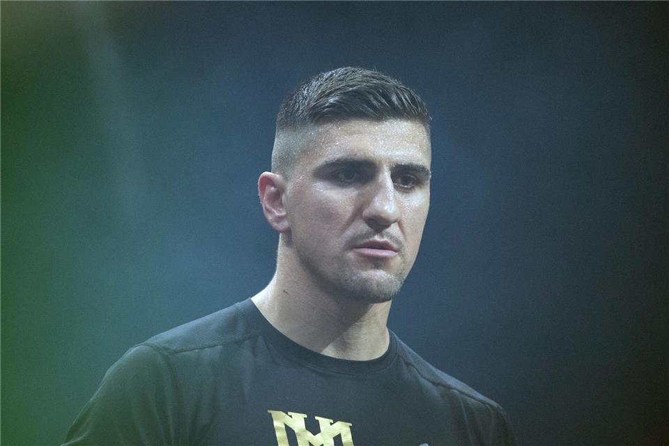 Gibt mal wieder ein Comeback im Ring: Boxer Marco Huck. (Archivbild)Soeren Stache/dpa
