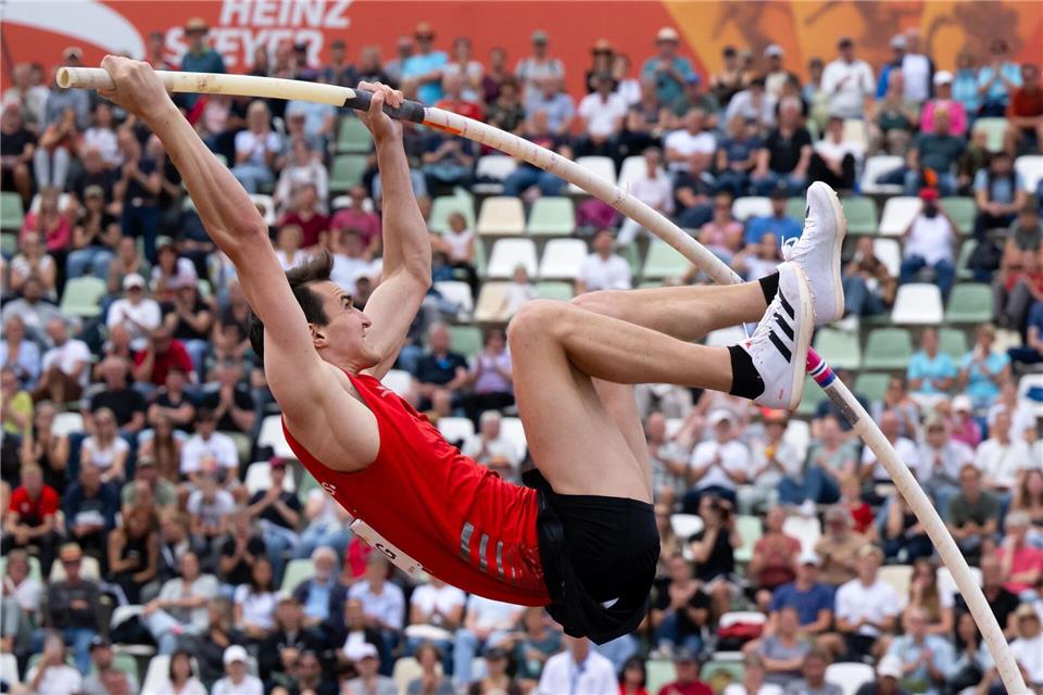Gillian Ladwig holte sich im vergangenen Jahr im Stabhochsprung den deutschen Meistertitel. (Archivbild)Sven Hoppe/dpa