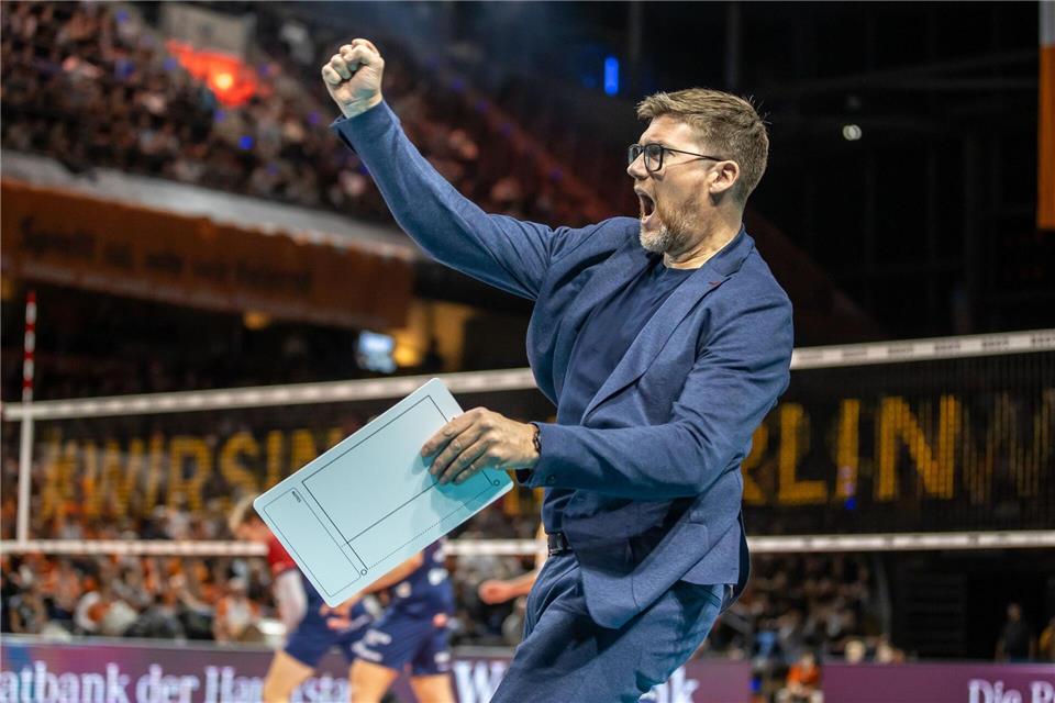 Gilt als bester Trainer Deutschlands: Lüneburg-Coach Stefan Hübner. (Archivbild)Andreas Gora/dpa