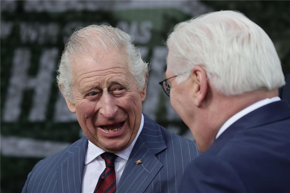 Gilt als herzlich - das Verhältnis von Bundespräsident Steinmeier und König Charles III.Jens Schlueter/POOL/AFP