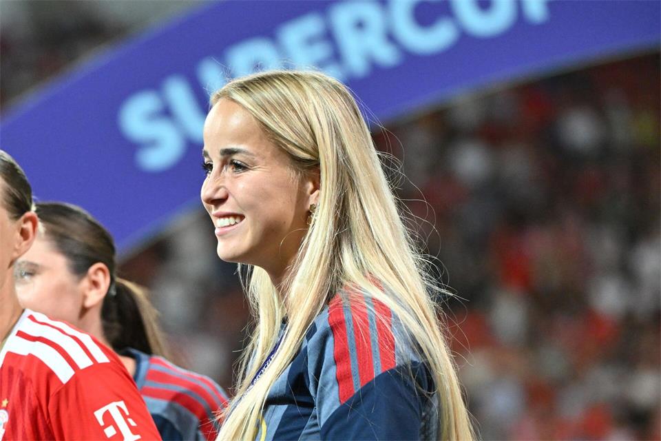 Giulia Gwinn ist eine Führungsspielerin des FC Bayern. (Archivbild)Peter Kneffel/dpa