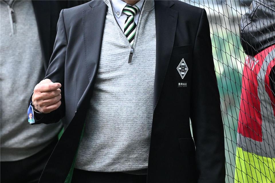 Gladbach-Präsident Rainer Bonhof zeigt sich auf der Jahreshauptversammlung emotional (Archivbild). Carmen Jaspersen/dpa