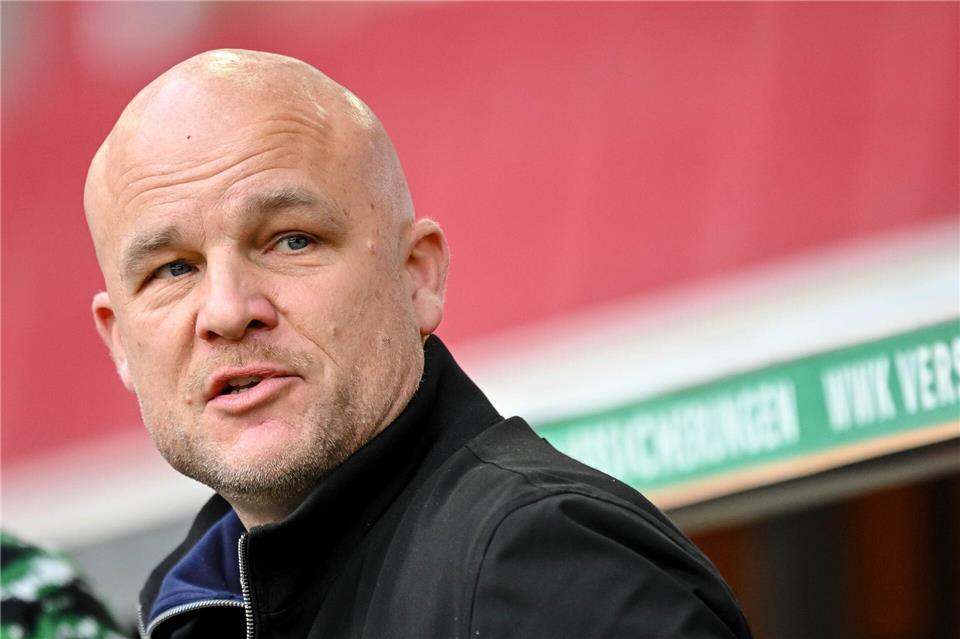 Gladbachs Sportchef Rouven Schröder ist weiter emsig auf dem Transfermarkt unterwegs. (Archivbild)Harry Langer/dpa