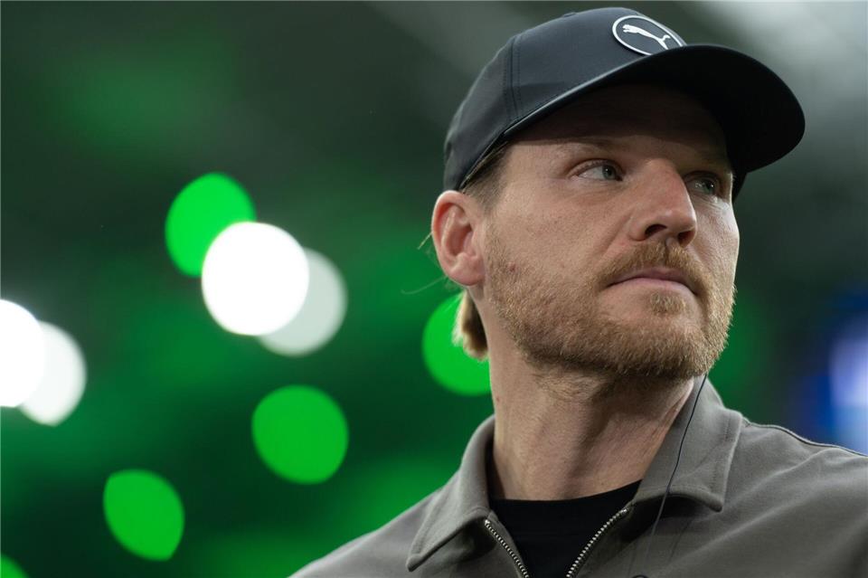 Gladbachs Trainer Eugen Polanski hat wieder mehr personelle Optionen. (Archivbild)Fabian Strauch/dpa