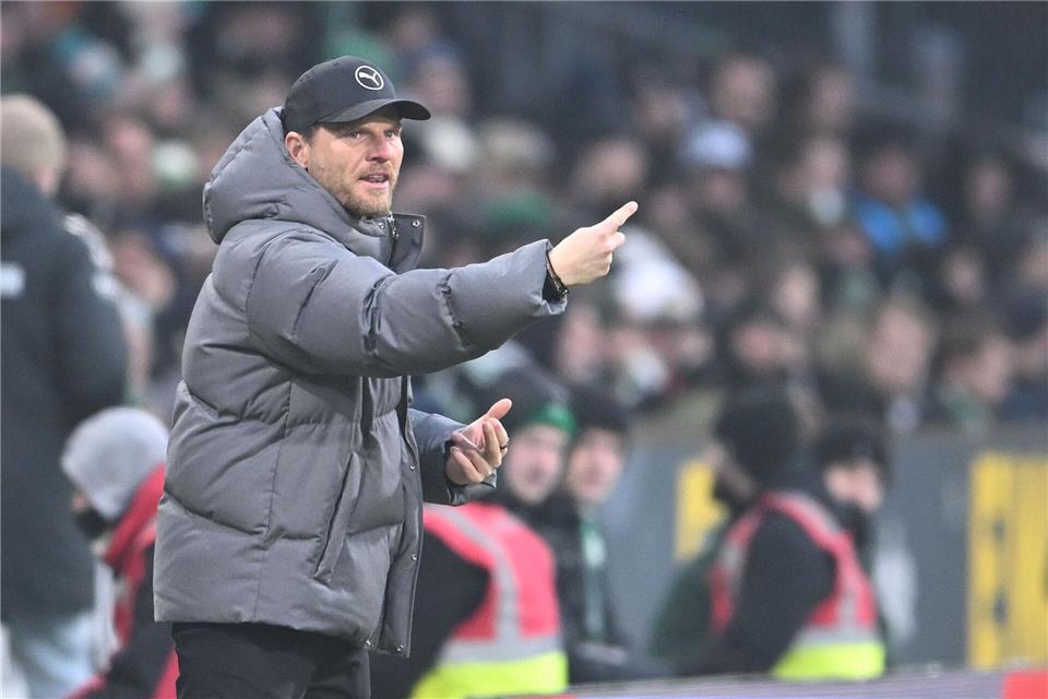 Gladbachs Trainer Eugen Polanski könnte in seiner Startelf direkt auf einen Neuzugang setzen. (Archivbild) Carmen Jaspersen/dpa