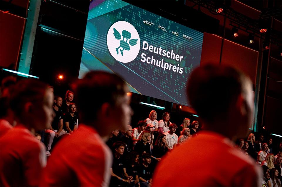 Gleich mehrere Schulen wurden ausgezeichnet. Fabian Sommer/dpa