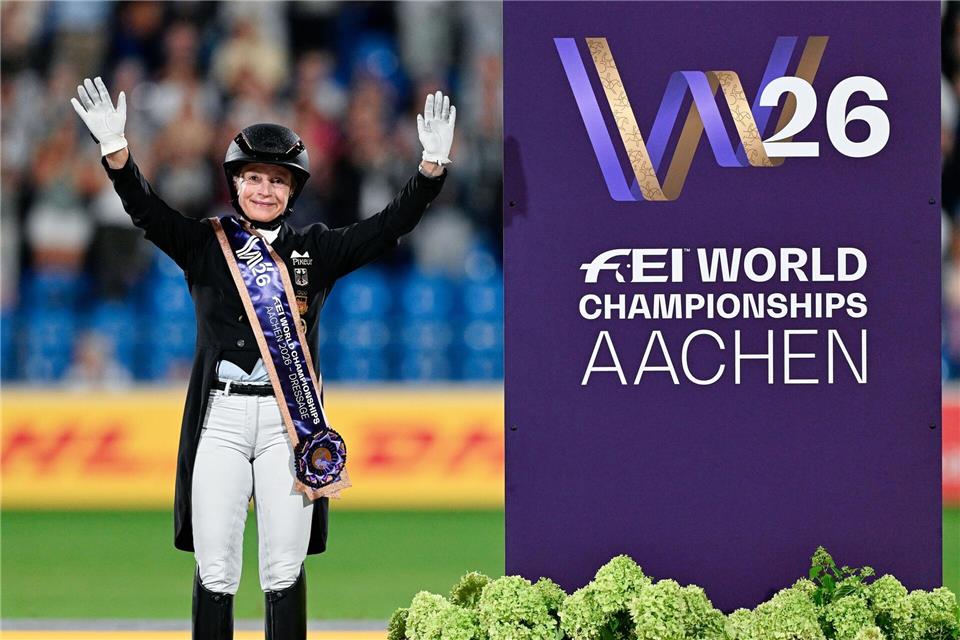 Glücklich mit Bronze: Isabell Werth.Uwe Anspach/dpa