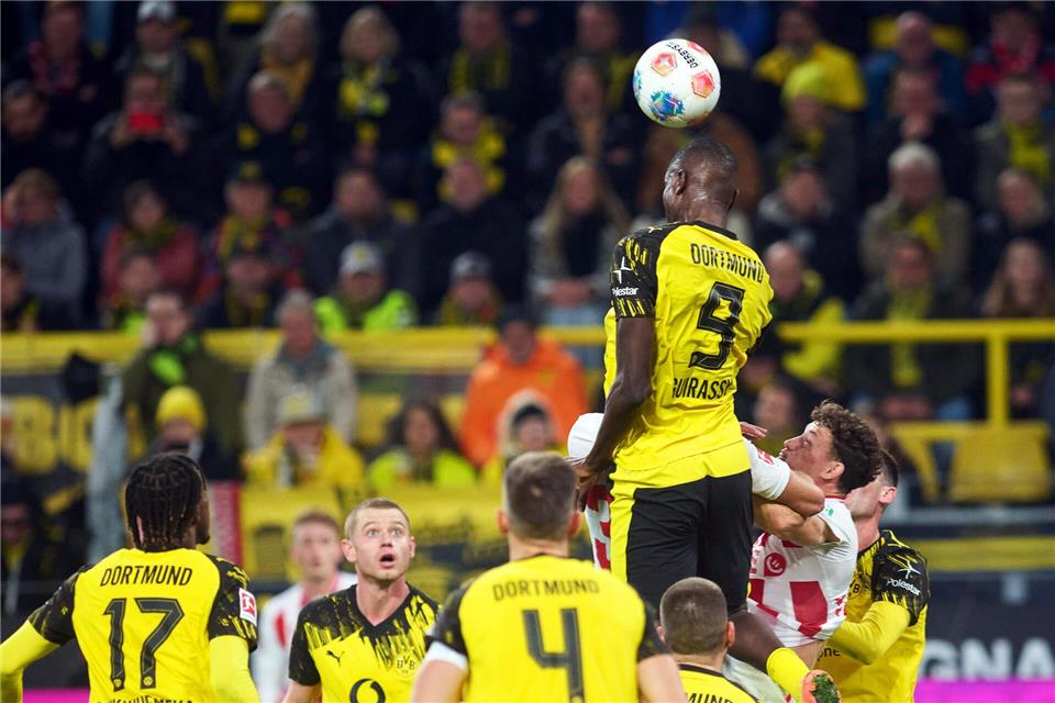 Horrorverletzung überschattet späten BVB-Sieg gegen Köln  Glücklos: BVB-Stürmer Serhou Guirassy.Bernd Thissen/dpa