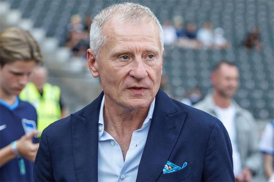 Görlich äußerte sich zum Ablauf des Reese-Wechsels. (Archivbild)Andreas Gora/dpa