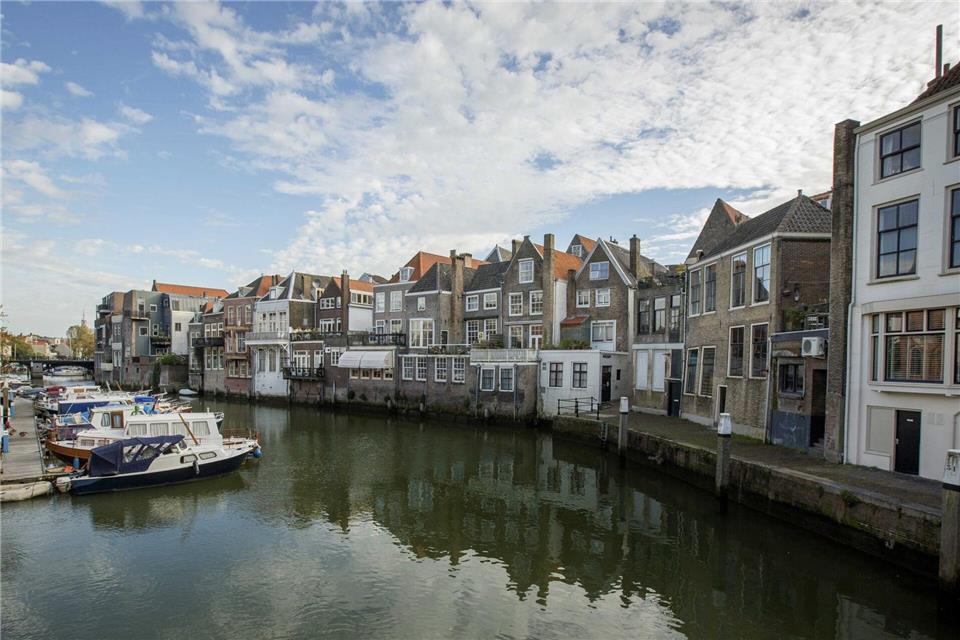 Grachten - und allgemein hübsch anzusehen: Dordrecht.Bart Maat/epa/dpa-tmn