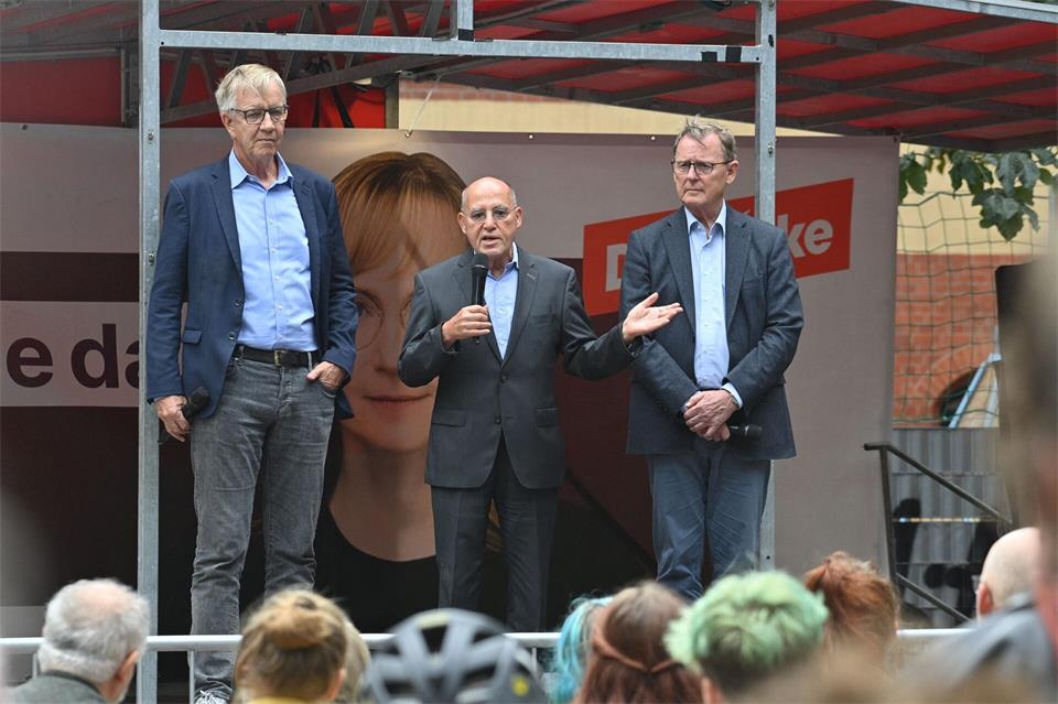 Gregor Gysi, Dietmar Bartsch und Bodo Ramelow - die „Silberlocken“ - sind in Sachsen-Anhalt mehrfach im Wahlkampf aufgetreten.Klaus-Dietmar Gabbert/dpa