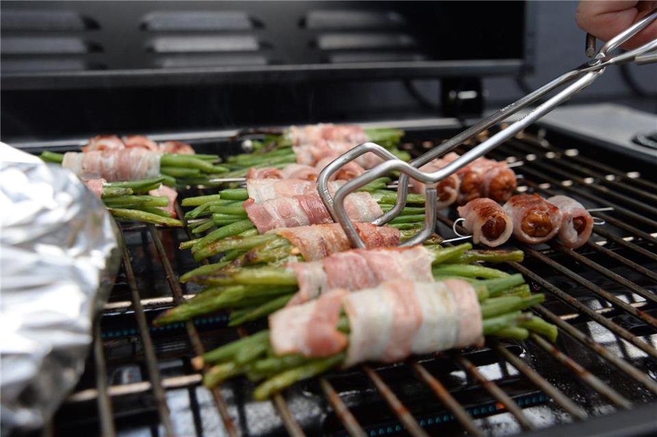 Grillspaß im Winter? Entscheidend ist der richtige Ort – und das passende Gas.picture alliance / dpa Themendienst