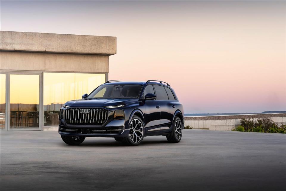 Größter Audi aller Zeiten: Der Audi Q9 bietet Platz für bis zu sieben Personen und konkurriert mit Mercedes GLS und BMW X7.TSP/Audi AG/dpa-tmn