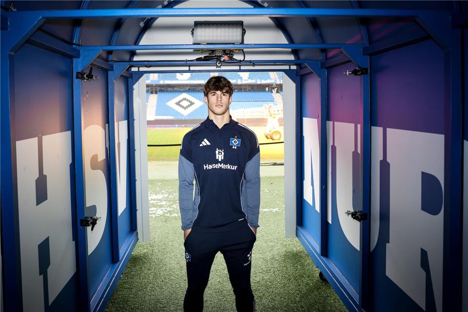 Große Abwehrhoffnung: Der Kroate Luka Vuskovic. Christian Charisius/dpa