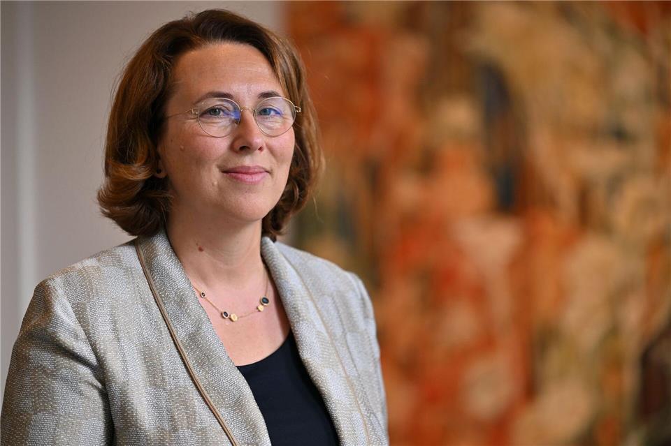 Große Fortschritte bei der Sanierung der Thüringer Finanzen kann der Rechnungshof in seinem Jahresbericht nicht erkennen, sagt Präsidentin Kirsten Butzke. (Archivbild) Martin Schutt/dpa