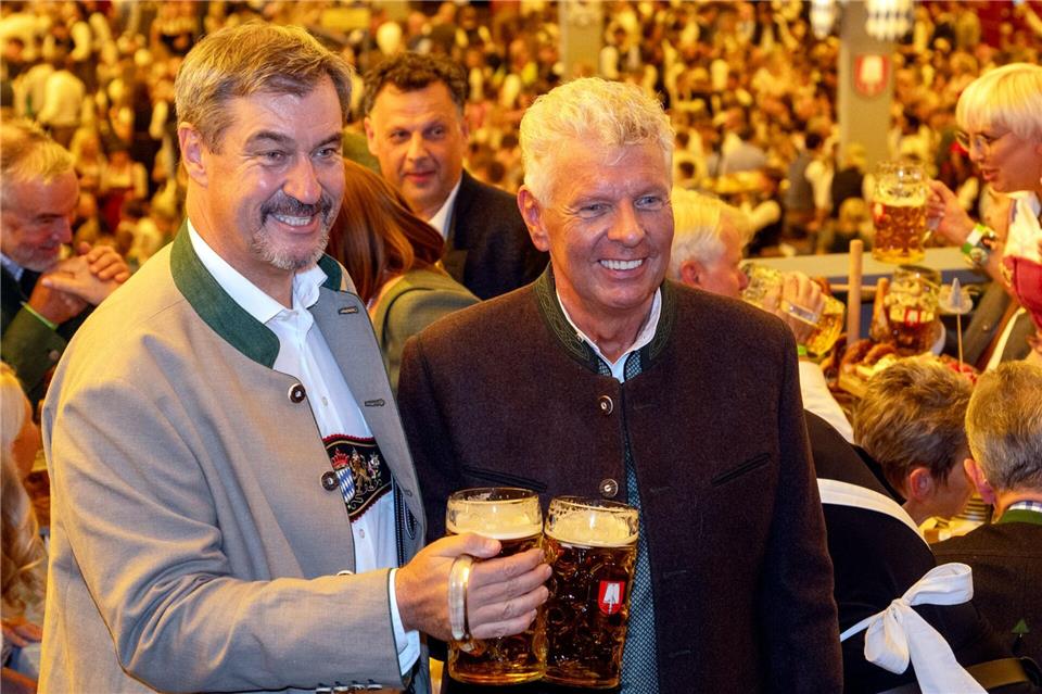 Große-Oktoberfest-Koalition: Markus Söder (l.) und Dieter ReiterStefan Puchner/dpa