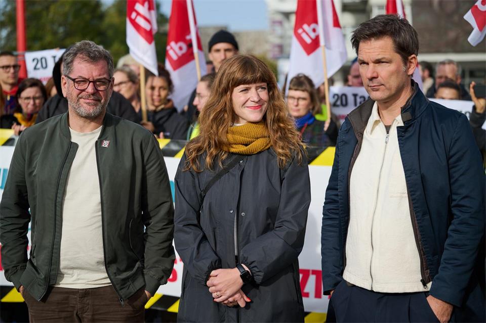 Grüne, Linke und SPD wollen ihre Sondierungsgespräche am Freitag fortsetzen. Sebastian Christoph Gollnow/dpa