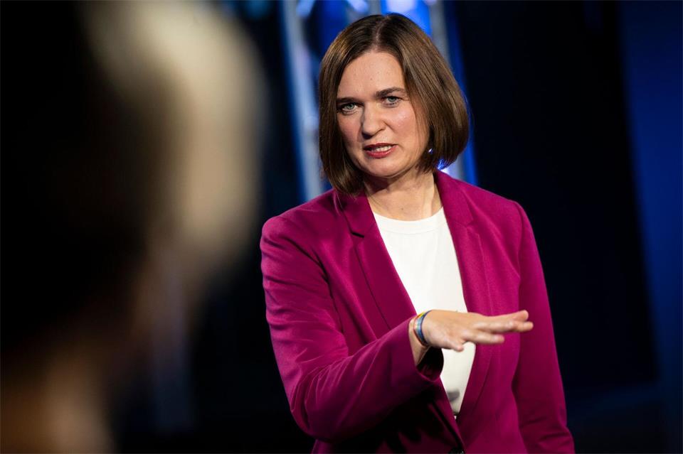 Grünen-Kandidatin Claudia Müller betont die Notwendigkeit der maritimen Industrie.Philip Dulian/dpa