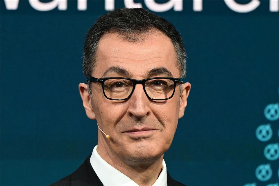 Grünen-Politiker Özdemir will Ministerpräsident von Baden-Württemberg werden. Bernd Weißbrod/dpa