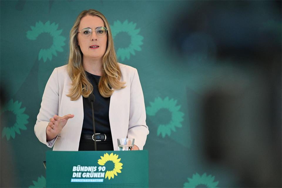 Grünen-Politikerin Katharina Dröge bezeichnet die Aufnahme von Vanessa Emde in die Berliner Linksfraktion als Fehler. (Archivbild)Michael Brandt/dpa