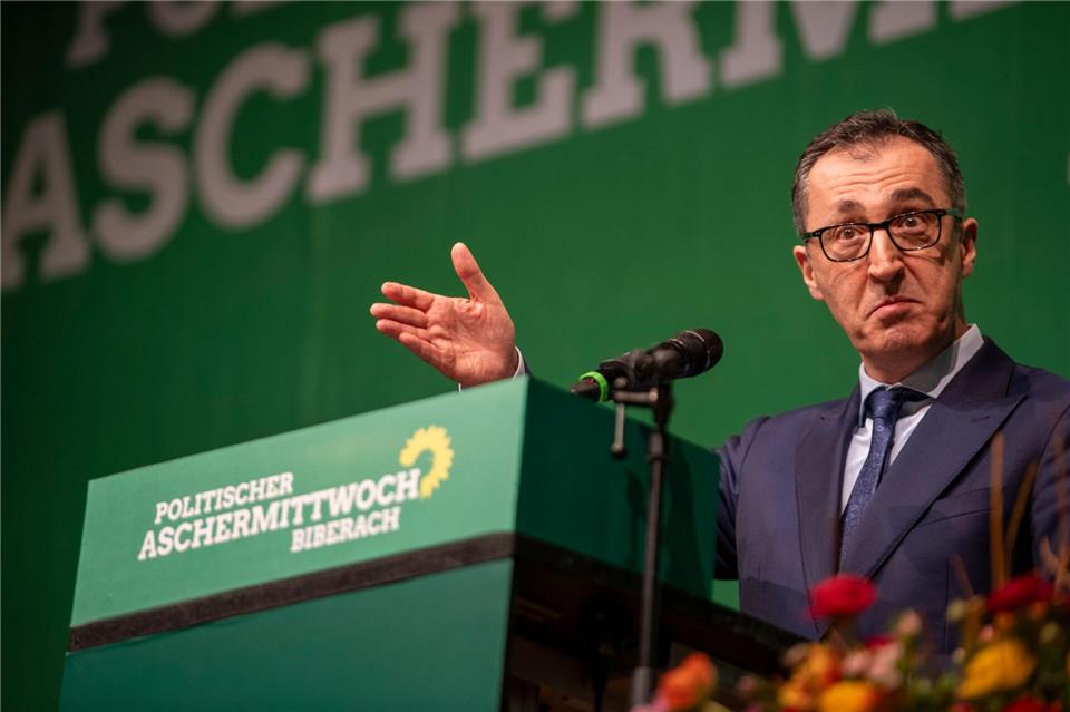 Grünen-Spitzenkandidat Cem Özdemir dürfte beim politischen Aschermittwoch in Biberach gegen die CDU austeilen. (Archivbild)Stefan Puchner/dpa