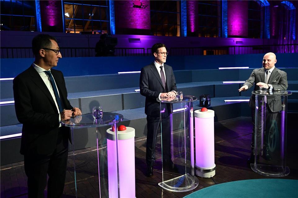 Grünen-Spitzenkandidat Cem Özdemir hat seinen CDU-Kontrahenten Manuel Hagel mit Blick auf dessen Äußerung über eine Schülerin vor acht Jahren in Schutz genommen.Bernd Weißbrod/dpa
