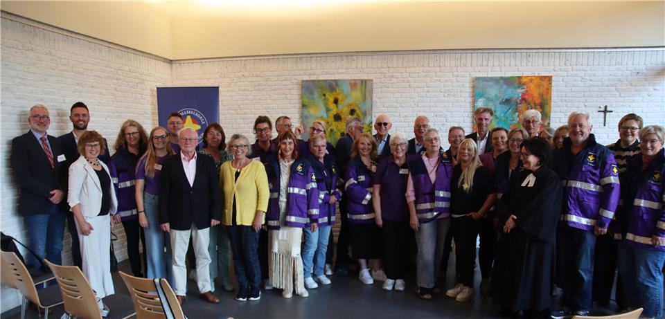 Gruppenbild der Notfallseelsorger des Kreises Borken – ein Vierteljahrhundert Einsatz für Menschen in Not.