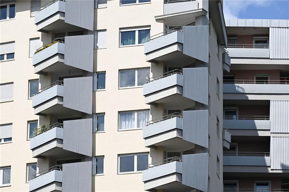 Günstige Wohnungen sind in Baden-Württemberg rar. (Symbolbild)Bernd Weißbrod/dpa