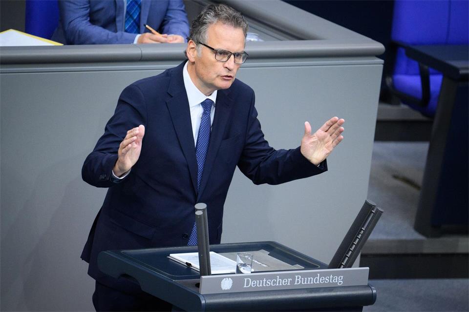 Günter Krings (CDU) kritisiert Linke, Grüne und SPD für Pläne aus ihren Sondierungsgesprächen (Archivbild)Bernd von Jutrczenka/dpa