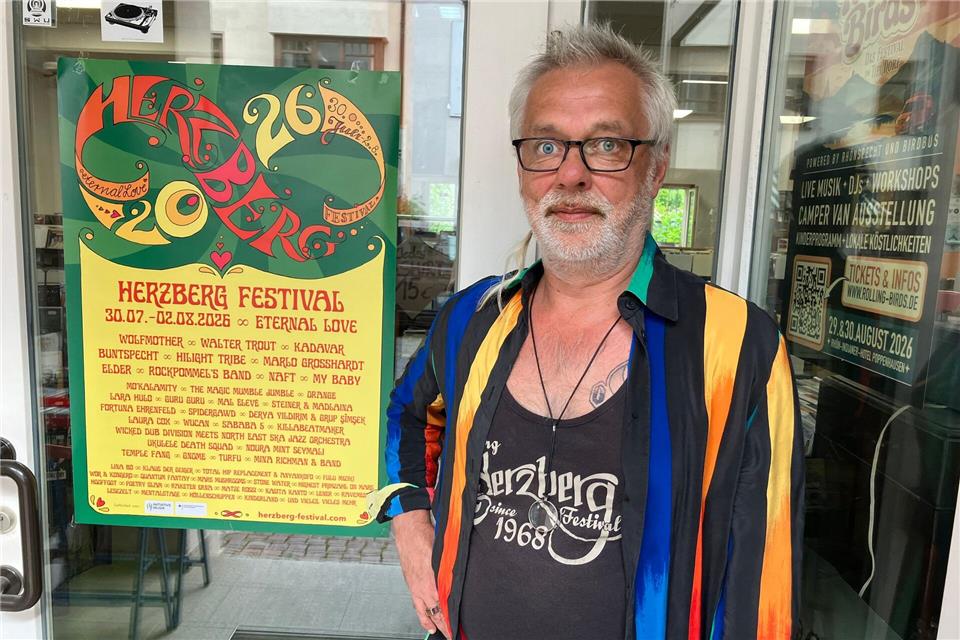 Gunther Lorz führte mehr als 20 Jahre die Geschäfte des Burg Herzberg Festivals und ist heute noch an der Organisation und dem Ticketverkauf beteiligt.Christine Schultze/dpa