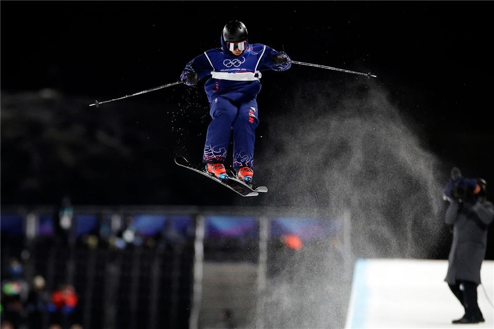 Gus Kenworthy war bei Olympia in der Halfpipe am Start.Oliver Weiken/dpa