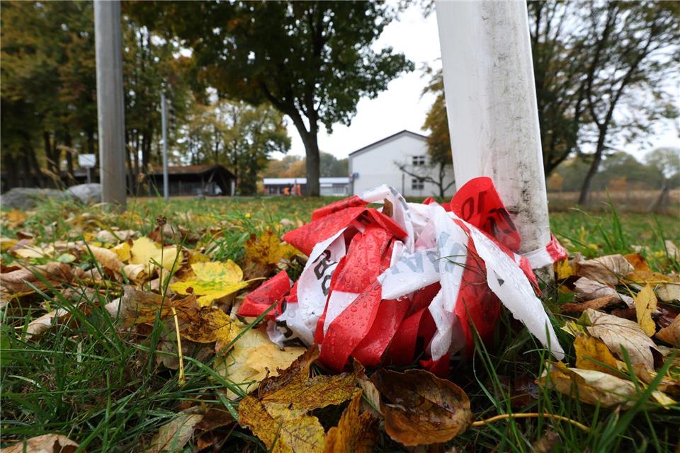 Gut eine Woche nach dem Schuss auf einen Soldaten durch einen Polizisten bei einer Bundeswehr-Übung in Erding sind die entscheidenden Fragen zu dem Vorfall weiter offen. (Archivbild)Karl-Josef Hildenbrand/dpa