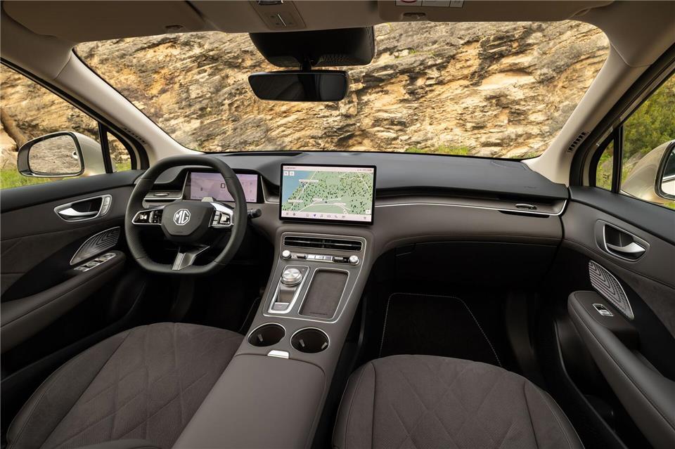 Gut gemischt: Ja, es gibt Bildschirme und viel Elektronik, aber auch viele traditionelle Tasten.Tibault Chevalier/MG Motor Deutschland GmbH/dpa-tmn