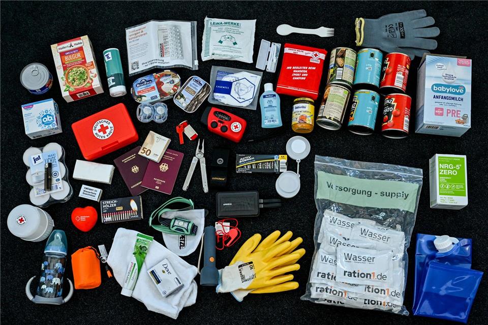 Gut vorbereitet für den Ernstfall: Ein Notfallrucksack mit wichtigen Utensilien sorgt dafür, dass man in Krisensituationen bestens ausgestattet istJens Kalaene/dpa/dpa-tmn