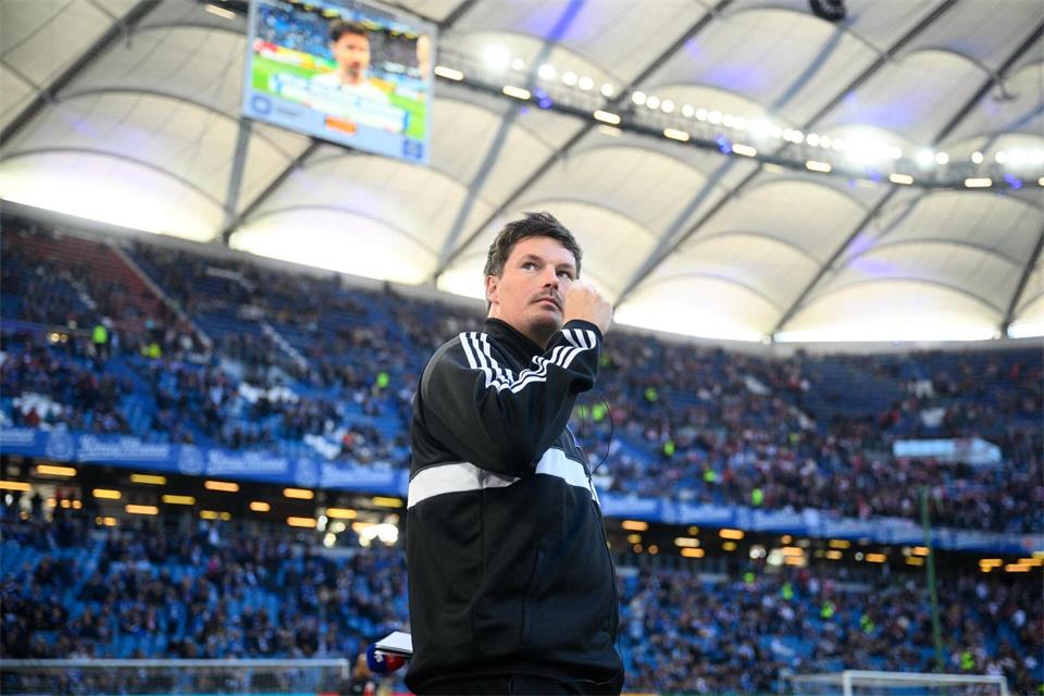 HSV-Trainer Merlin Polzin musste sein Team umbauen.Gregor Fischer/dpa