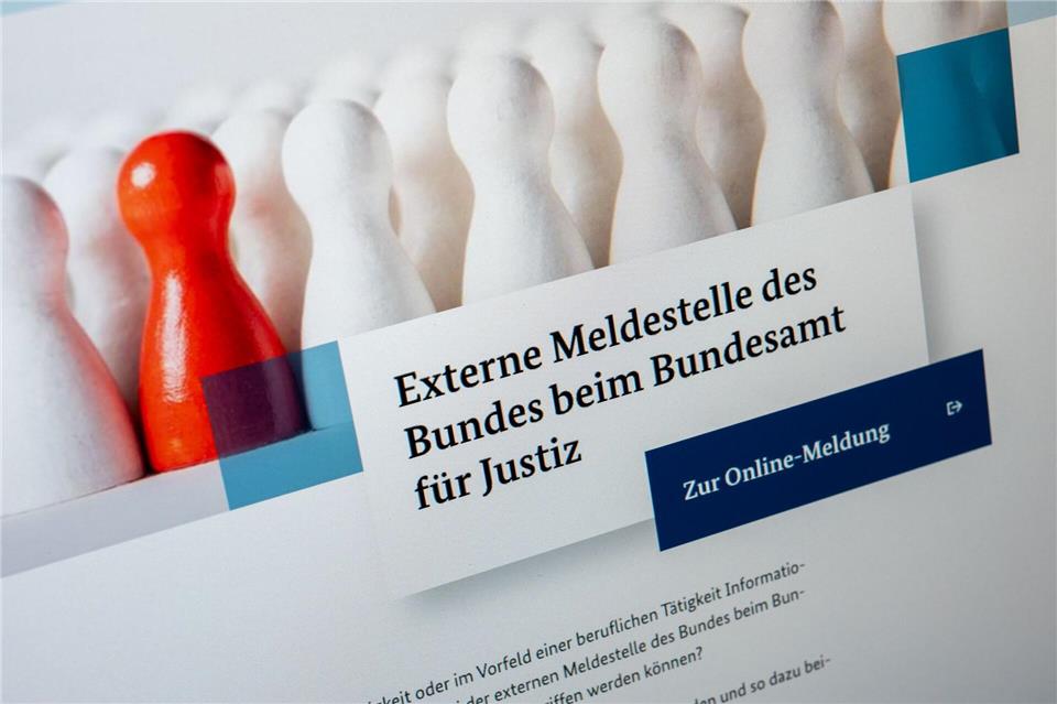 Haben Sie einen Korruptionsverdacht? Dann können Sie sich zum Beispiel anonym an ein Hinweisgeberportal wenden.Zacharie Scheurer/dpa-tmn