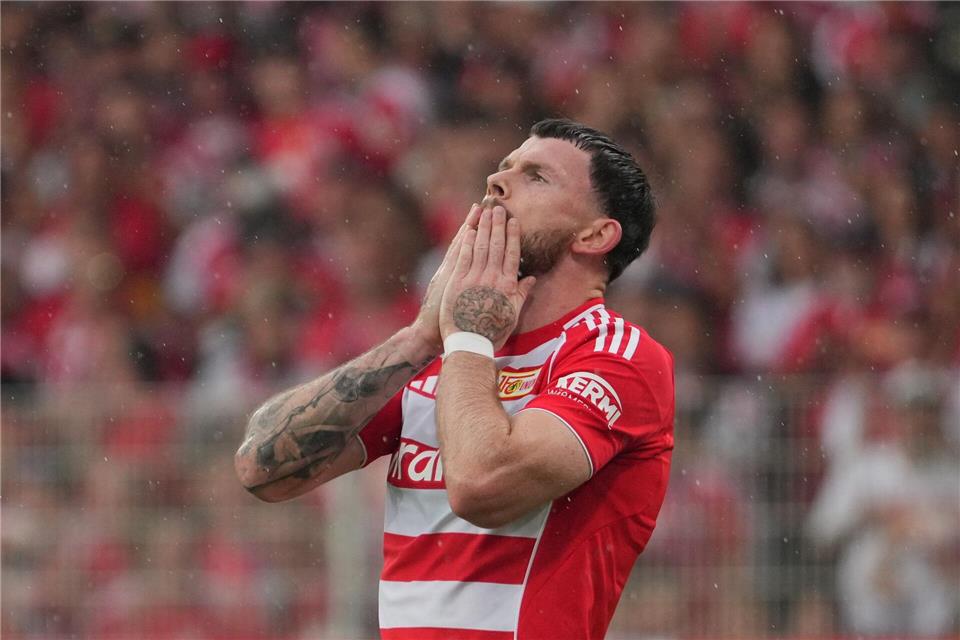 Zwei Elfmeter, ein Platzverweis: Hoffenheim besiegt Union Haderte mit seinen vergebenen Chancen: Unions Oliver Burke. Soeren Stache/dpa