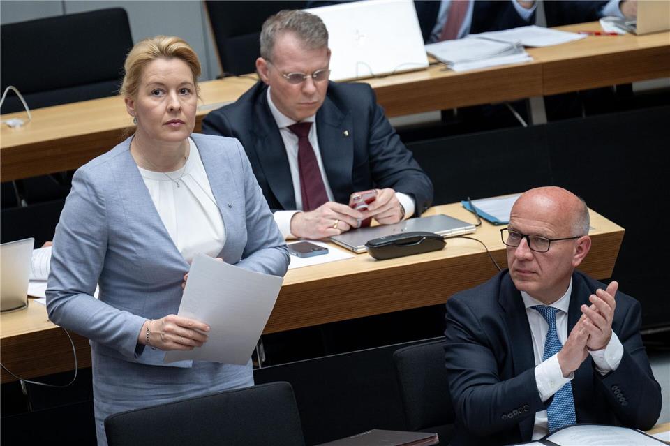 Hält sich für besser als Wegner: Franziska Giffey. (Archivbild)Sebastian Christoph Gollnow/dpa