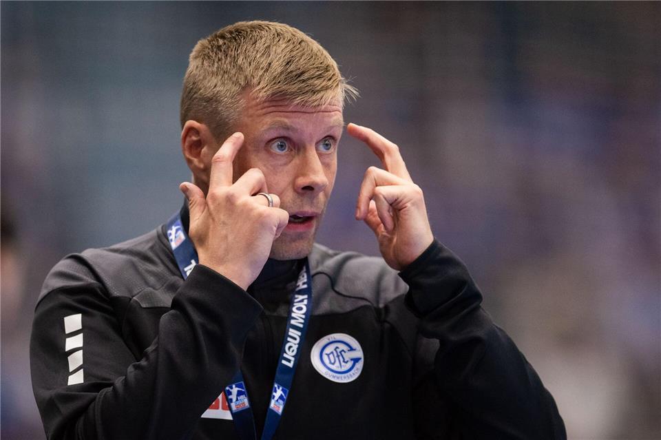 Hätte sich frühere Planungssicherheit gewünscht: Gummersbachs Trainer Gudjon Valur Sigurdsson. (Archivbild)Marius Becker/dpa