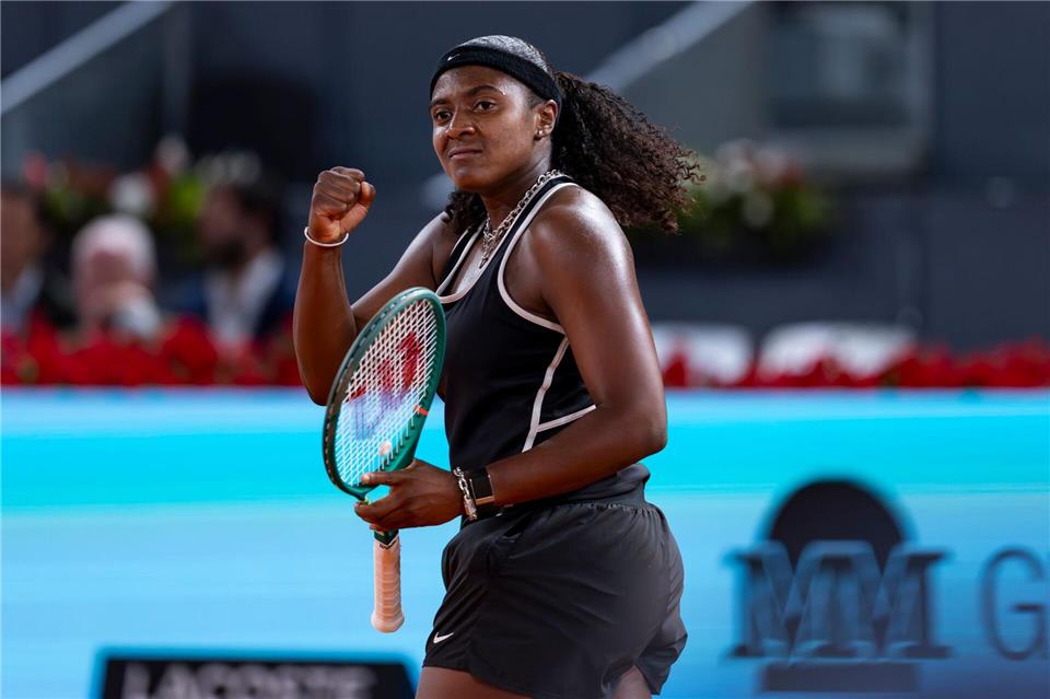 Hailey Baptiste feiert einen Siegpunkt gegen Aryna Sabalenka.Alberto Gardin/ZUMA Press Wire/dpa