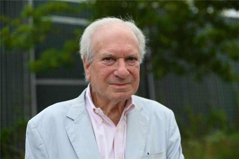 „Haltet den Namen Simson aus der Politik heraus“, forderte Dennis Baum auf dem Messegelände.Simon Kremer/dpa
