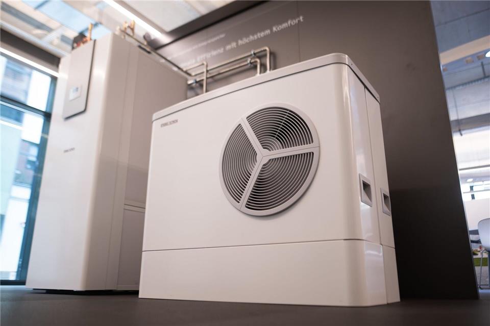 Hamburg stockt die Förderung für Wärmepumpen auf. (Symbolbild)Sebastian Gollnow/dpa