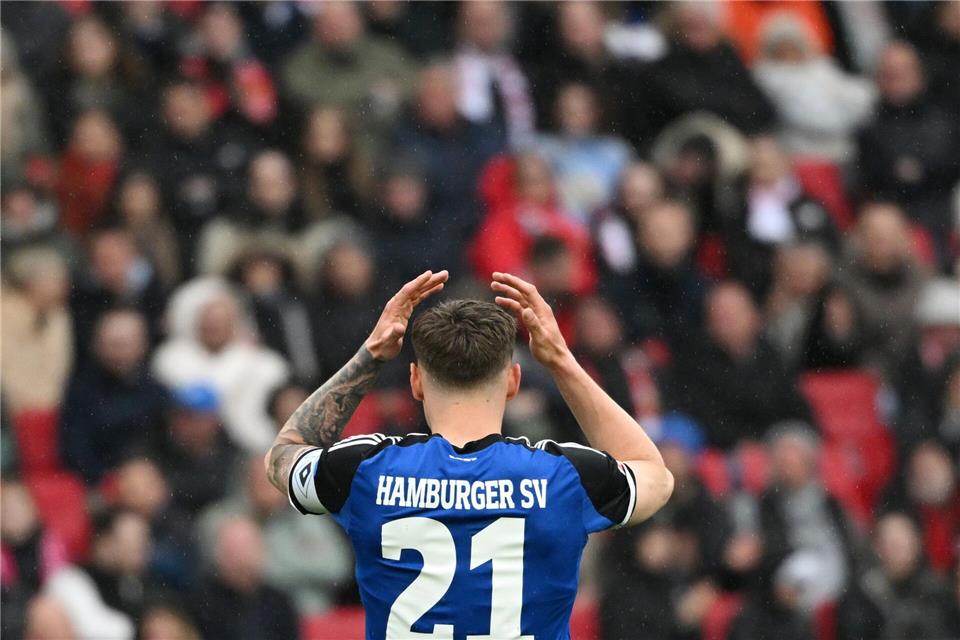 Hamburger Frust: Nicolai Remberg bei der Niederlage in Stuttgart.Marijan Murat/dpa
